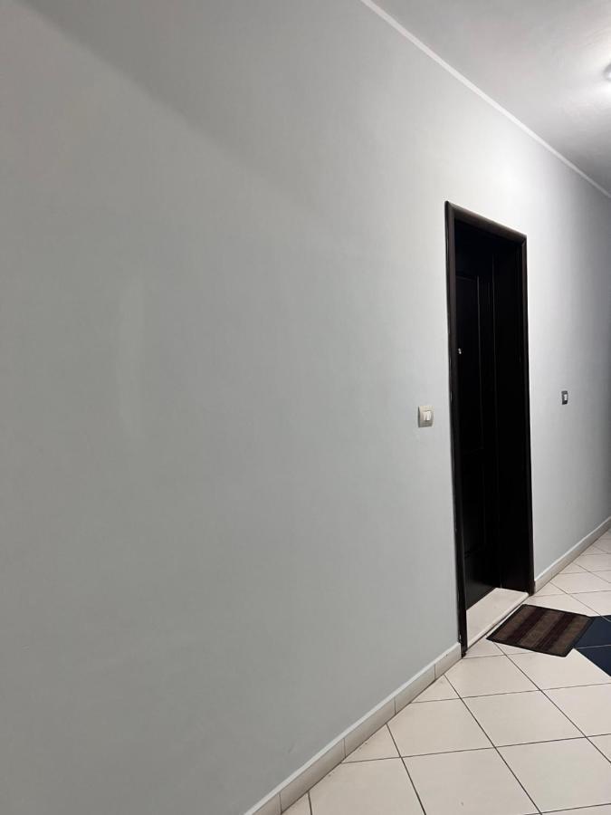 VlorëComfy Apartament公寓 外观 照片